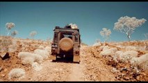 4WD Land Rover Defender Outback Australia Meteorite Crater Trip