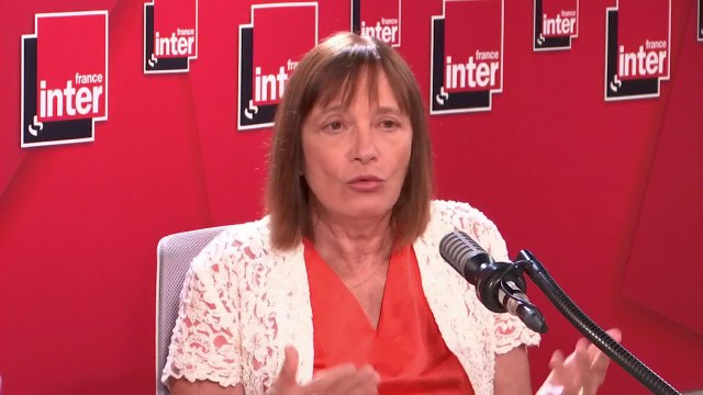 sur le port du masque : On voit des gens qui se promènent partout le nez dehors !! Ça ne sert à rien. Il vaudrait mieux en faire moins mais le faire bien, qu’en faire toujours plus et que ce soit mal appliqué (Marie-Paul Kieny)