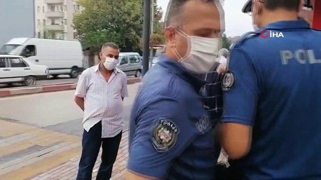 Emniyet Müdürü maskesiz alışveriş yapanları gördü, hem vatandaşlara hem de market sahibine ceza kestirdi