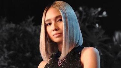 Arti Bulan Gerhana di Album Baru Niki