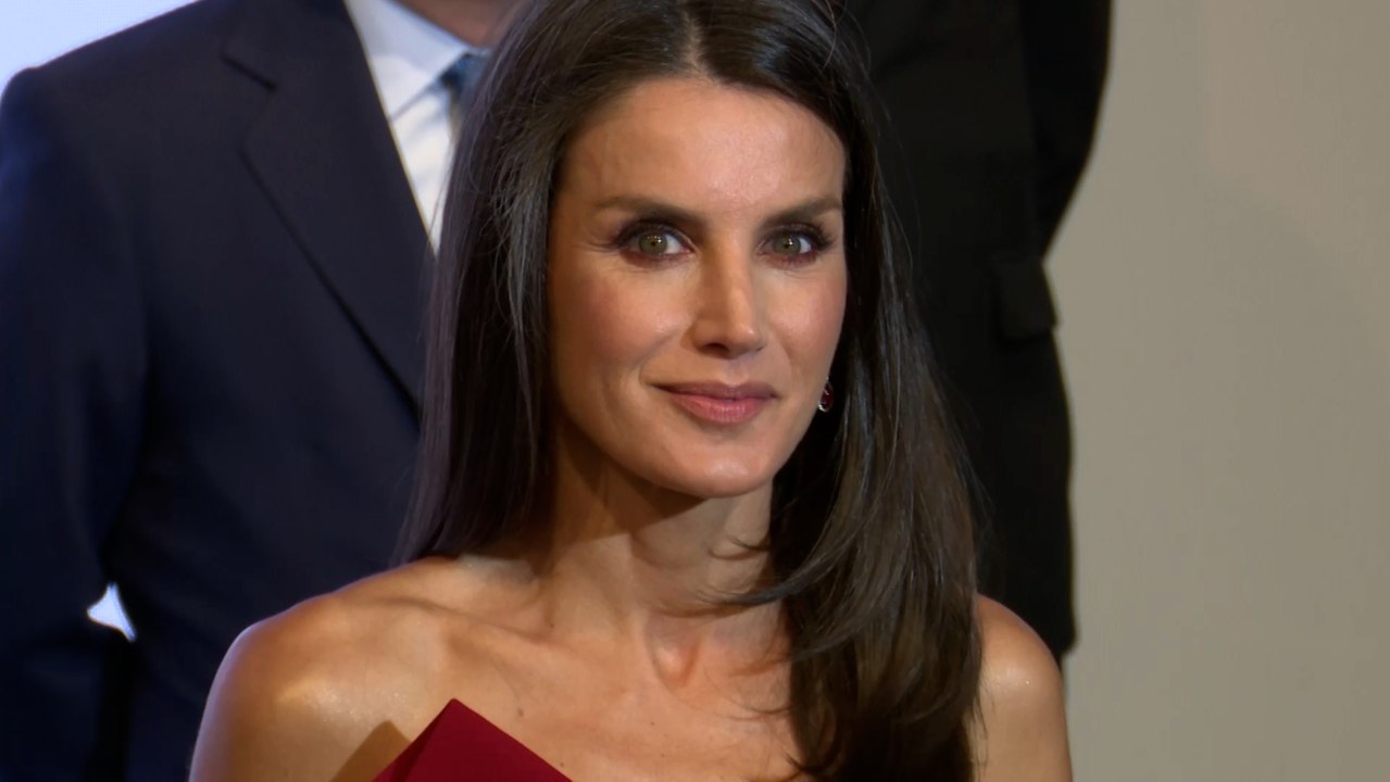 La Reina Letizia cumple 48 años convertida en el bastión de la monarquía