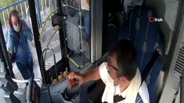 Otobüs sürücüsünden örnek davranış...Bulduğu para dolu cüzdanı sahibine böyle teslim etti