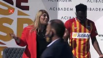 Kayserispor'dan 11 oyuncuya imza töreni