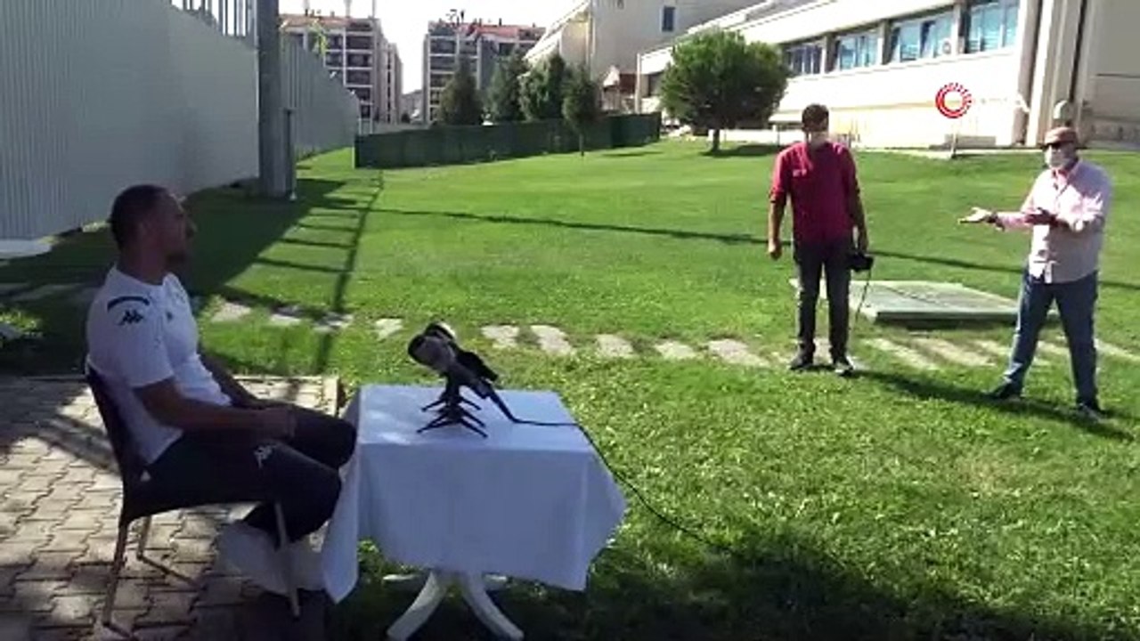 "Tahta açılsa da açılmasa da hedefe koşacağız"