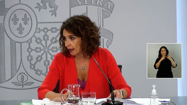 Gobierno acusa a Casado de denostar las instituciones