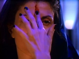 Misterio para tres -2x26- Coven of Darkness (A través de la oscuridad)