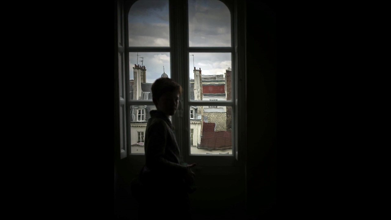 Paris clair-obscur - Tráiler VOSE