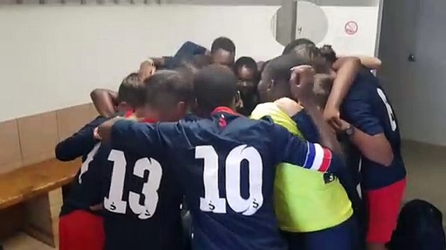 Suite de la célébration des U14, après le match contre Combs-la-Ville