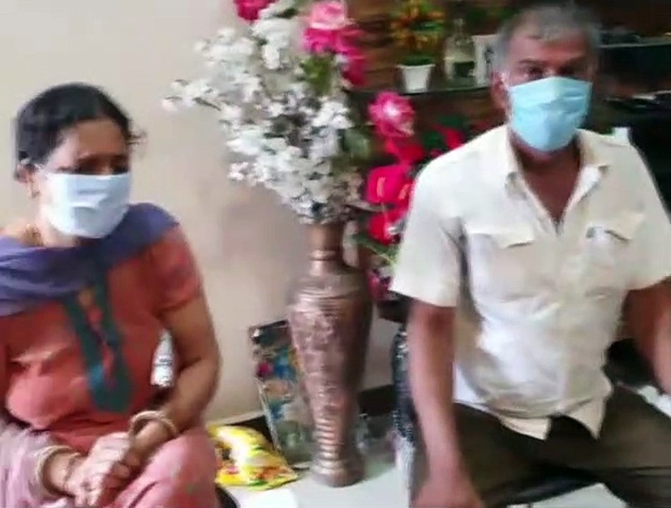 लोकायुक्त के छापे के बाद तीन प्रभारी सी.एम.ओ. निलंबित