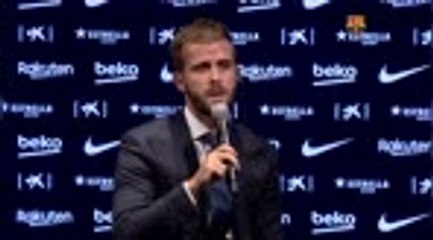 Barça - Pjanic : "Je n’aurais jamais imaginé Messi avec un autre maillot"
