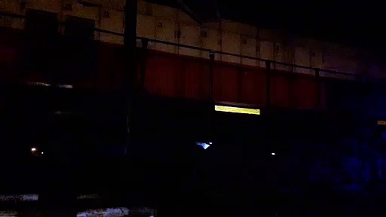 Impactante choque entre una locomotora y una camioneta en Resistencia