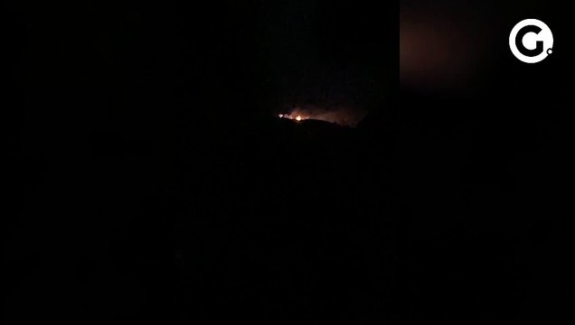 Incêndio atinge vegetação da Pedra dos Dois Olhos, em Maruípe