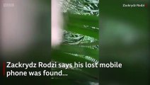 Malaysian man 'finds' monkey selfies on lost phone - BBC News