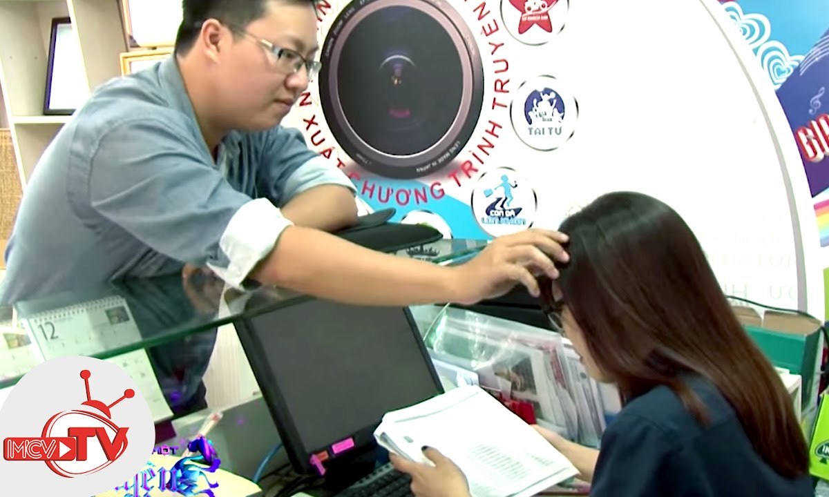 Vợ ngoại tình nơi công sở. Xem để rút kinh nghiệm !