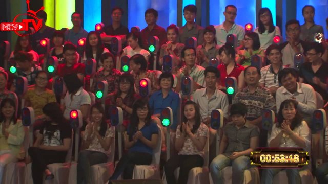 Hội thi chim kết hợp tài năng chửi bá đạo trên sân khấu