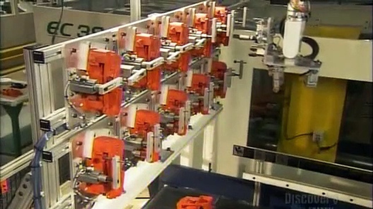 How Its Made - 417 Chainsaws