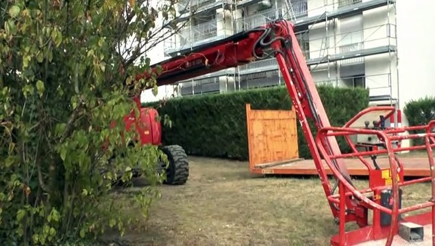 LES W-D.D. MICHOU64 NEWS - 11 SEPTEMBRE 2020 - PAU - RAVALEMENT PREMIÈRE COUCHE DE PEINTURE EST PASSÉE SUR CERTAINS MURS