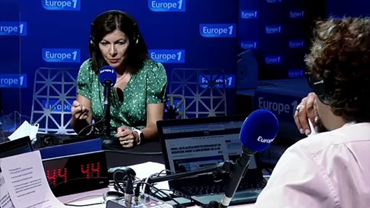 Anne Hidalgo : "il faut relancer le tourisme à Paris, mais sur un autre modèle"