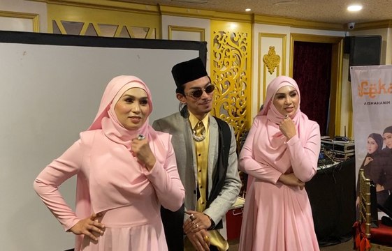 Iqram Dinzly ‘buat-buat’ gila... AishaHanim kata berlakon depan kamera!