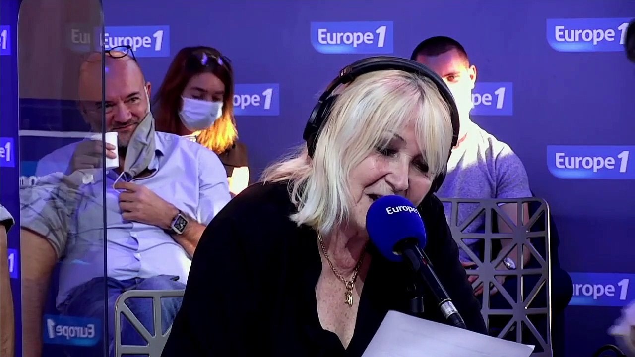 Anne Hidalgo à la tour Eiffel : "D’ici la vue est magnifique sur tous les embouteillages !" (Canteloup)