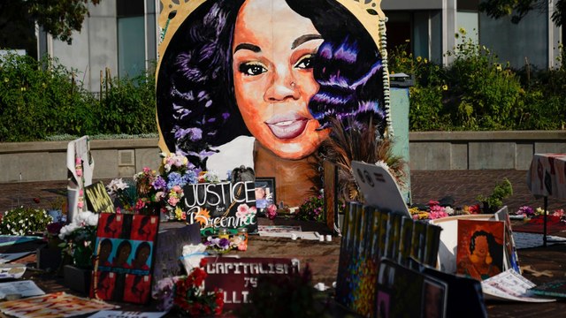 Louisville to pay $12m to Breonna Taylor's mother, reform police