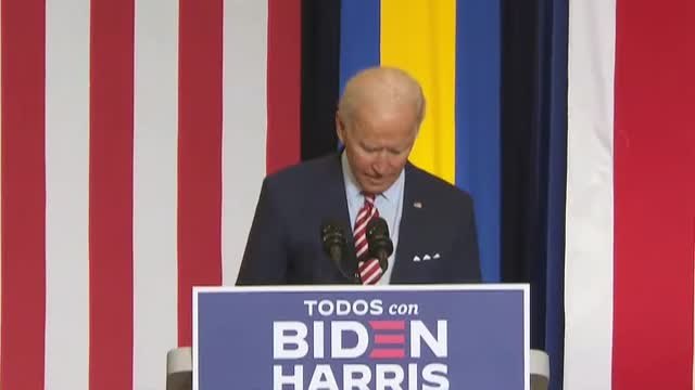 Biden baila 'Despacito' en un intento de arañar votos latinos
