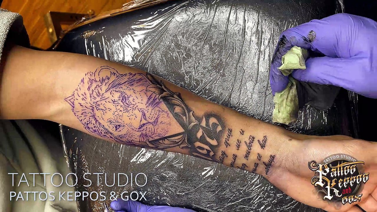 Tattoo Studio Pattos Keppos Wien - Löwenarm Tattoo