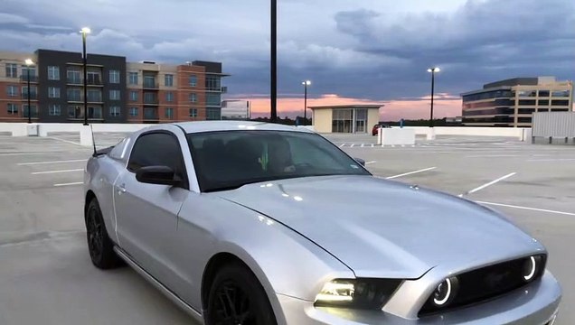 Mustang Manages to Find Pole in Parking Lot