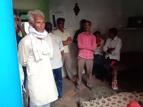 अज्ञात कारणों के चलते विवाहिता ने लगाई फांसी