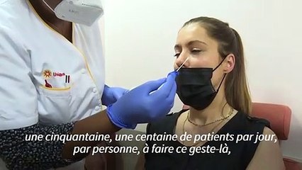 Covid: immersion dans le quotidien d'un laboratoire de biologie médicale