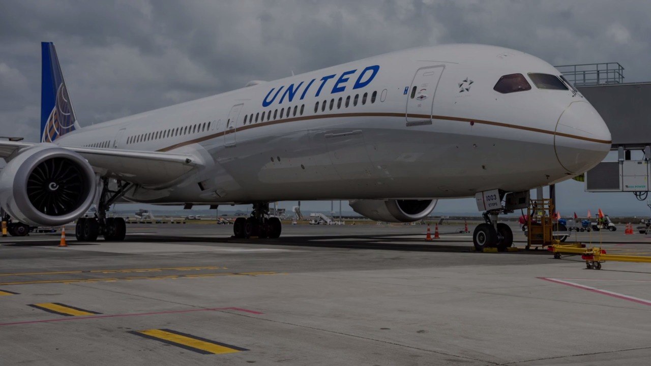 United Introduces New High-tech Cleaner for Use During Cabin Disinfection