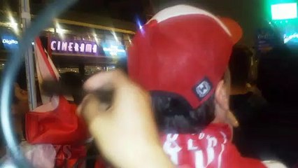 Perú vs. Chile Sentimiento de la tribuna gritando los goles con todo por el pase a la final