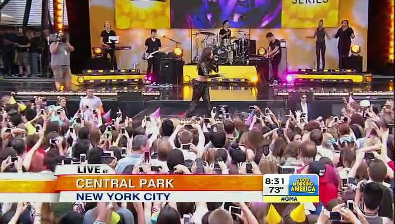 Selena Gomez - Come & Get It (Live @ Good Morning America) (2013/07/26) 720p HD 60 FPS