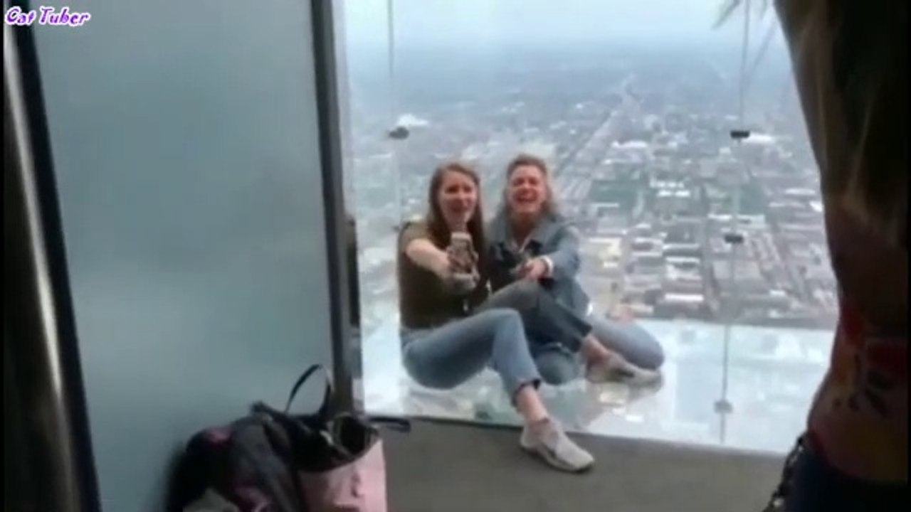 Super_FUNNY_MOMENTS_&_FAILS_compilation