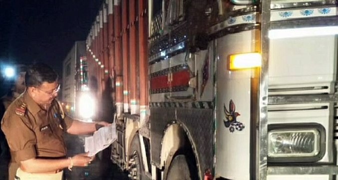 इटावा: एसएसपी के निर्देशन पर यूपी-एमपी बॉर्डर पर पुलिस ने चलाया चेकिंग अभियान