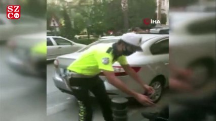 Yaya geçidine park etti, engelli vatandaş geçemedi