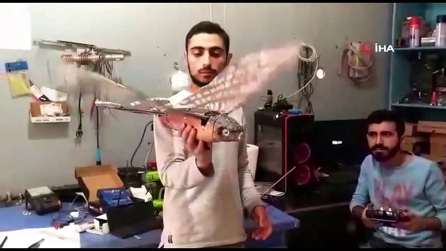 Yaptıkları 'Robot Kuş' ile dereceye giren Ağrılı amca ve yeğenin hedefi büyük