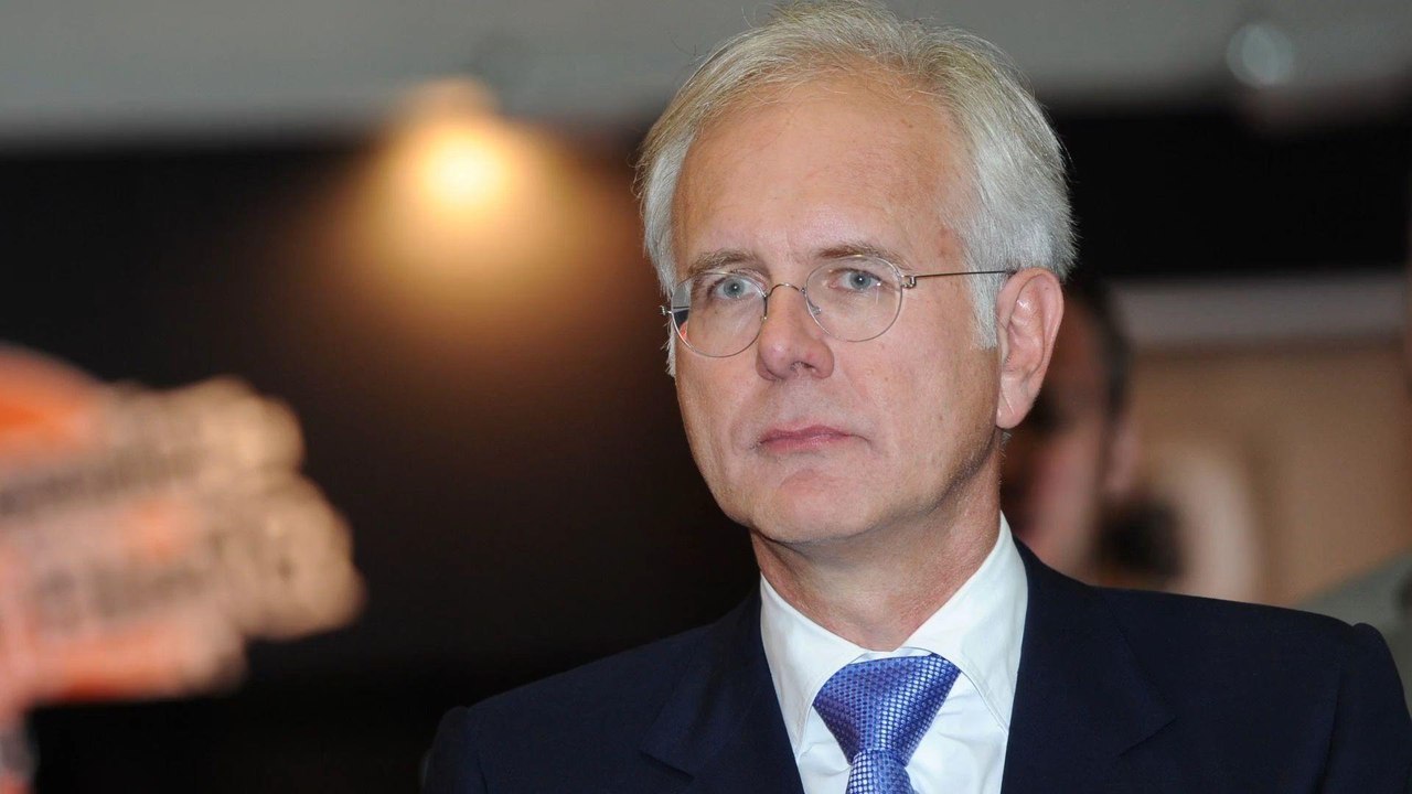 Harald Schmidt wäre gerne Vollzeit-Royal