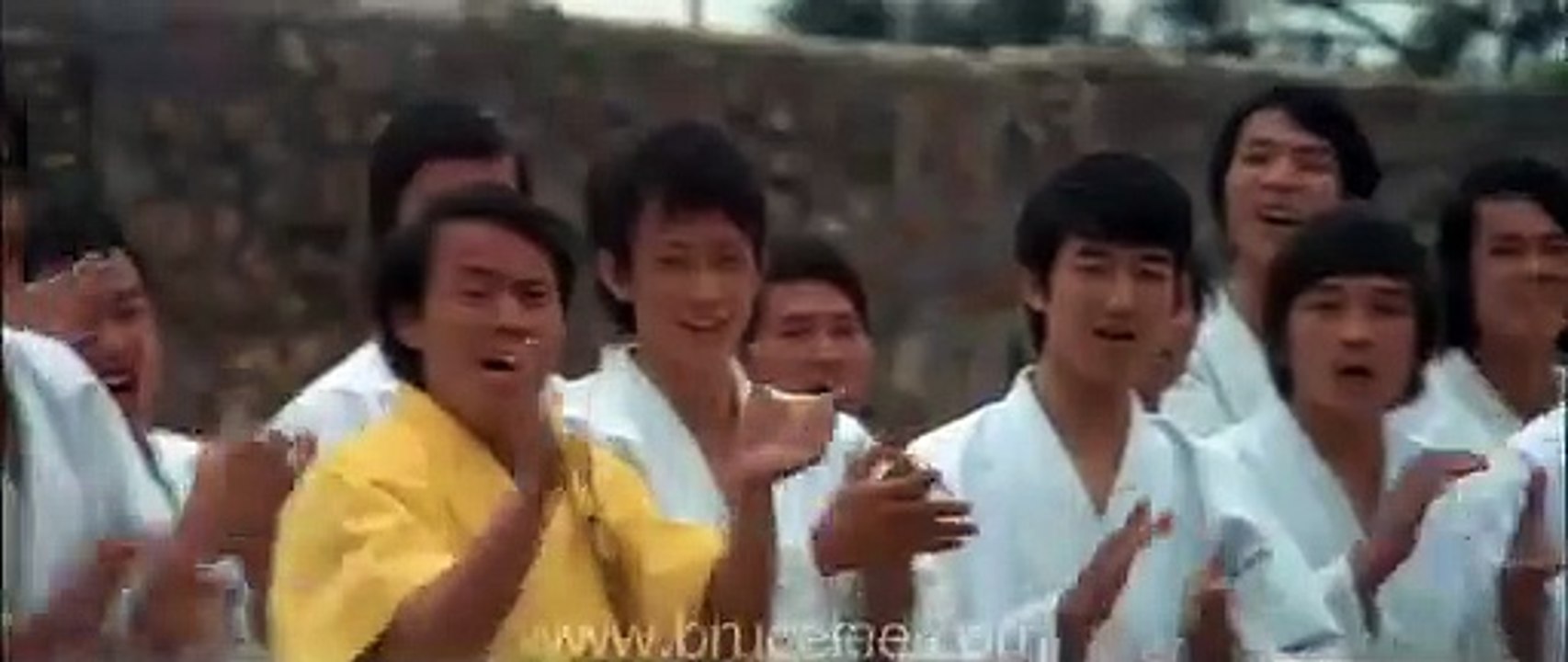 Bruce Lee 'Enter The Dragon' - Boards Don't Hit Back