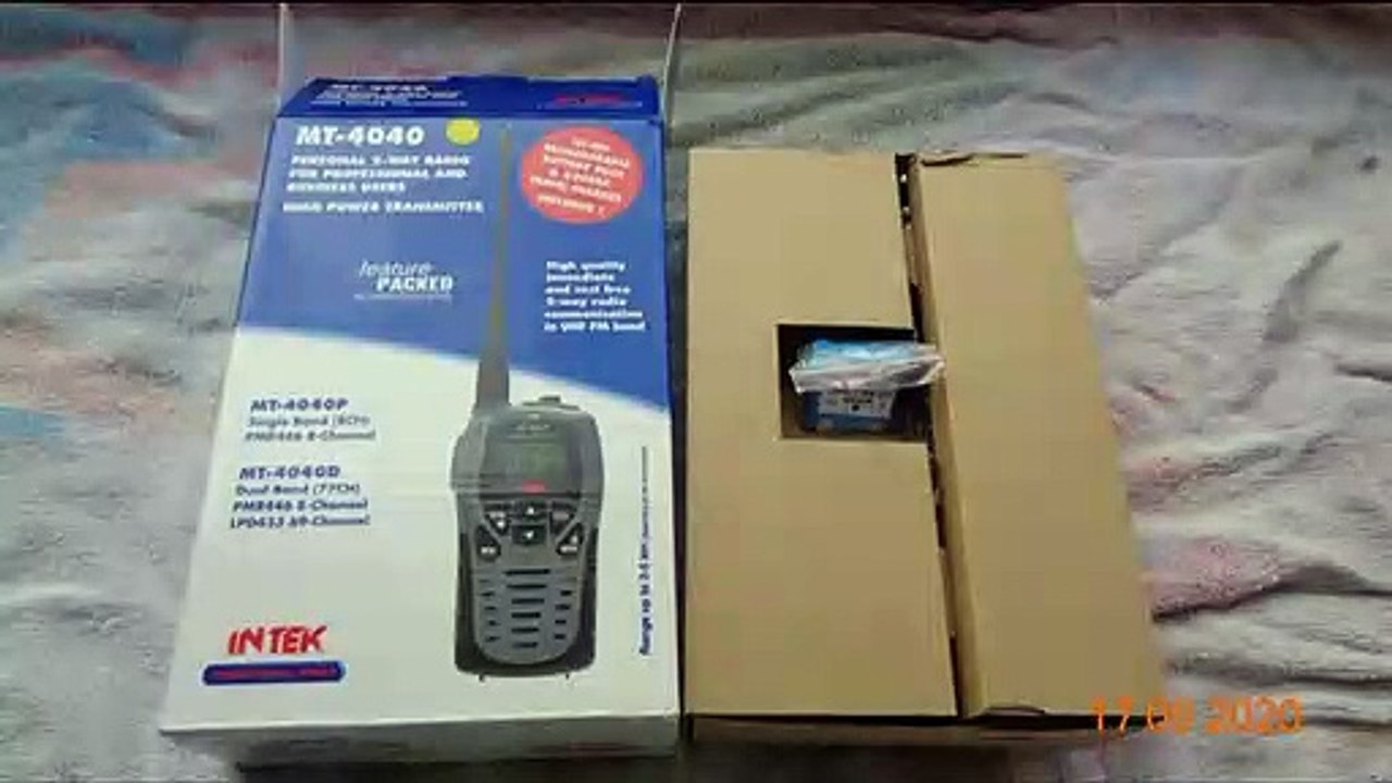 Radiotrasmittente\Transceiver INTEK MT-4040D (UHF PMR-446 - LPD-433 BANDS "European band")