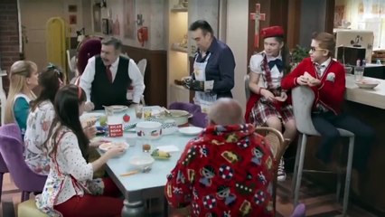 Una Familia de Diez Temporada 4 Capitulo 8  Una Martina de diez semanas