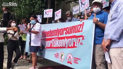 TTB'nin çağrısıyla bir araya gelen sağlık çalışanları:‘Yönetemiyorsunuz! Ölüyoruz, tükeniyoruz!’