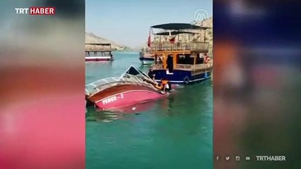 Halfeti'de tur teknesi battı, 26 yolcu kurtarıldı