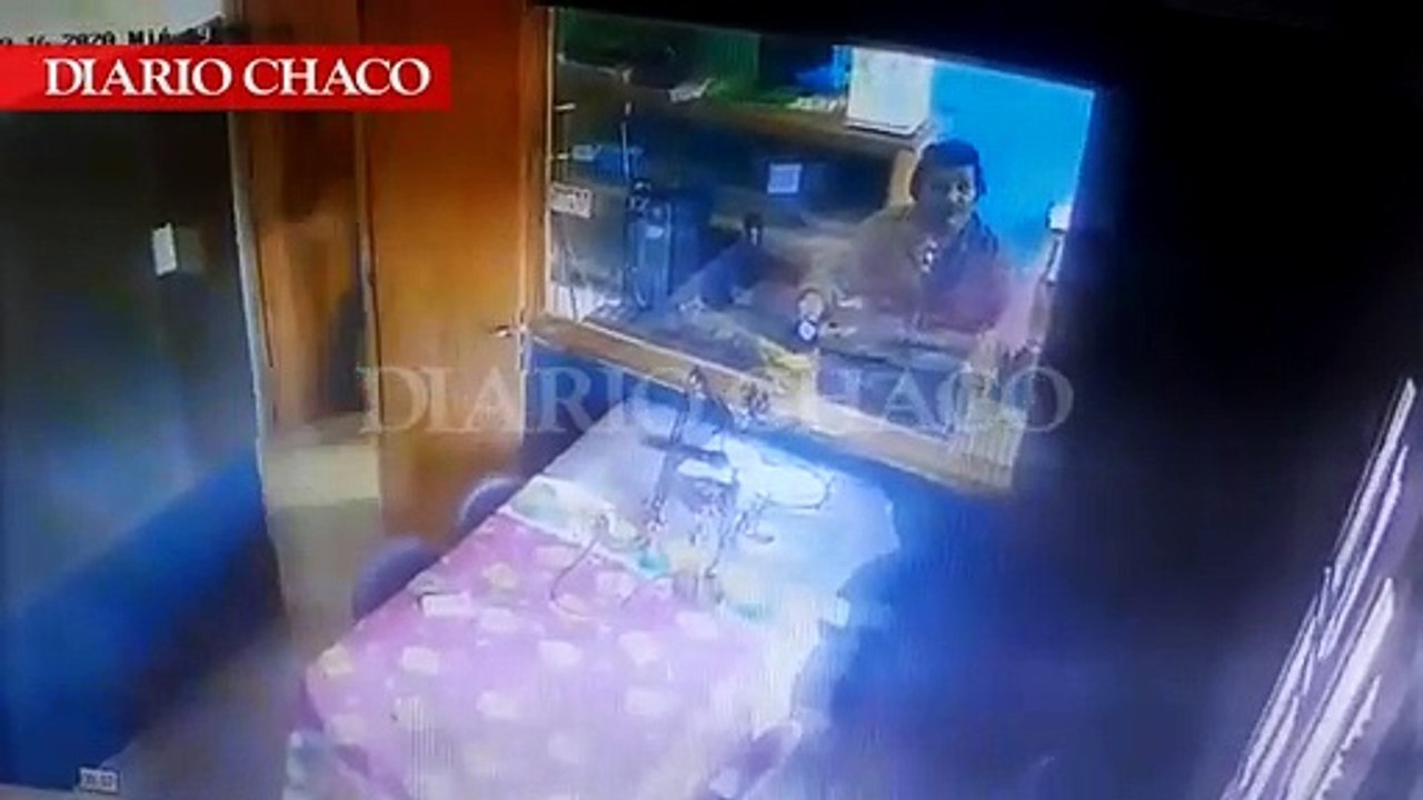 Otro Ángulo: Así fue la agresión al periodista de Villa Rio Bermejito