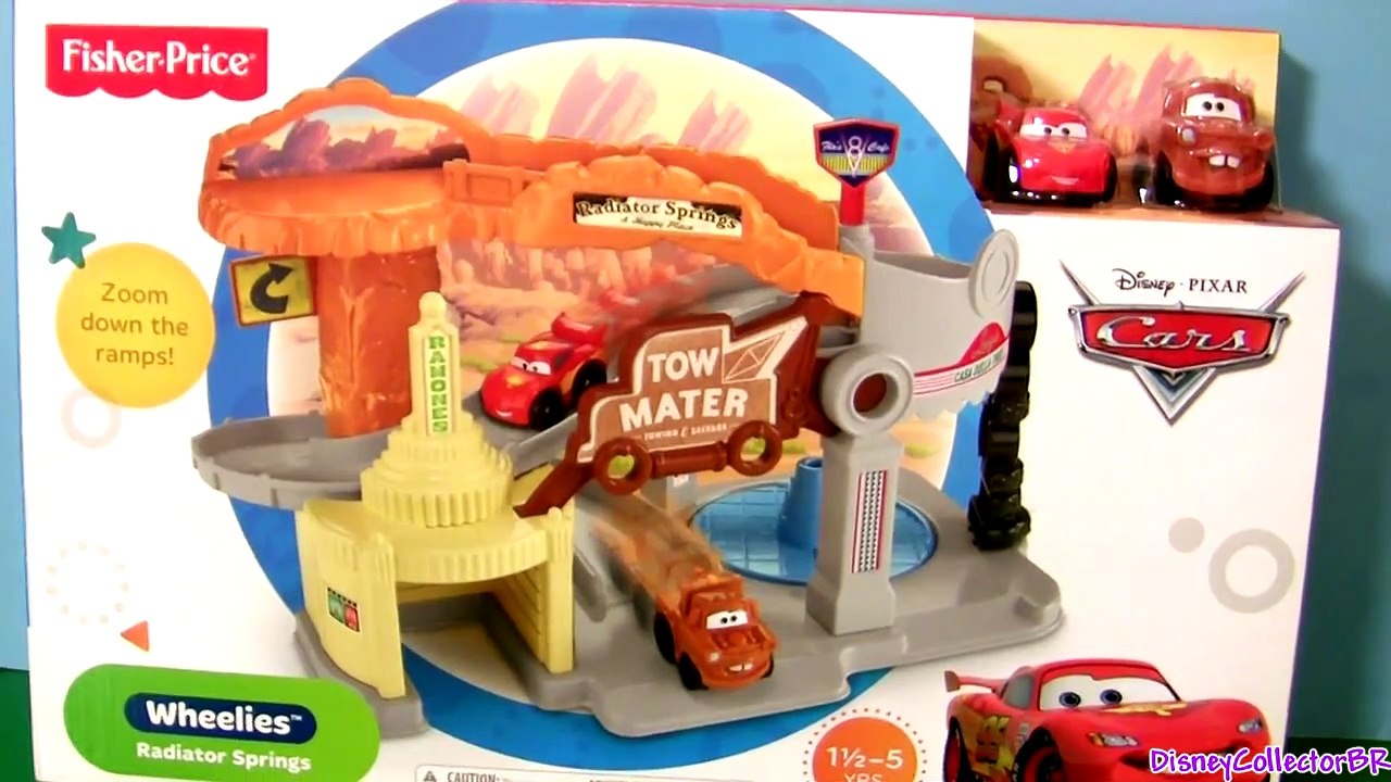 Cars Wheelies Radiator Springs Playset Lightning McQueen Mater Little