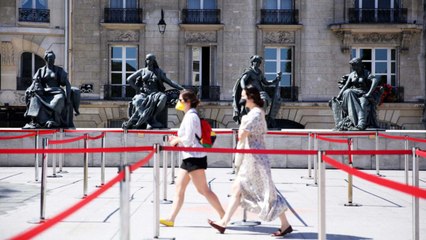 Woman Denied Entry to Musee d'Orsay Over Outfit Accuses Museum of Double Standards