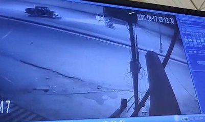 मात्र डेढ़ मिनट में बोलेरो कैम्पर चुरा ले गए चोर