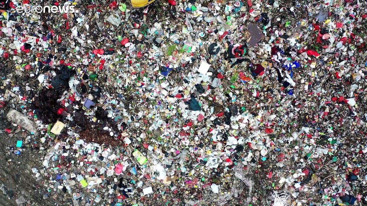 Ein Plastikhaufen, schwer wie 30 Empire-State-Buildings