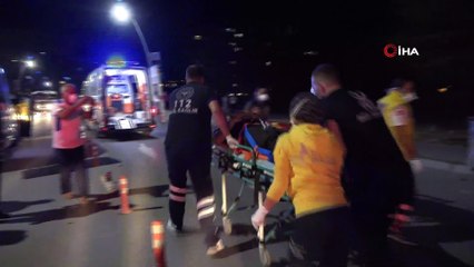 Otomobil önce yayaya sonra elektrik direğine çarptı:1 ölü 2’si ağır 4 yaralı