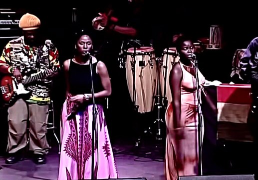 The Wailers - Fussing and Fighting [Live]